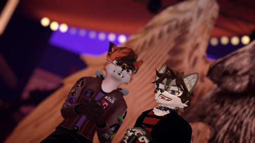 VRChat_2025-03-30_15-33-40.603_3840x2160.png