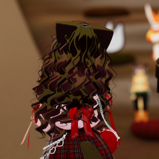 VRChat_2025-05-03_21-04-55.423_3840x2160