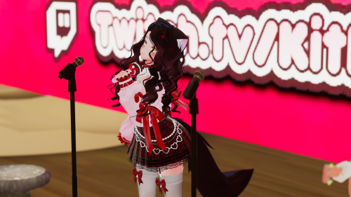 VRChat_2025-05-03_21-08-11.021_3840x2160.png