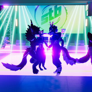 VRChat_2025-05-17_00-15-24.272_2560x1440-2
