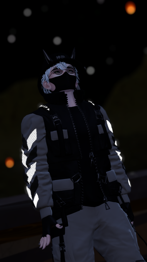 VRChat_2025-05-24_18-11-57.334_2160x3840.png