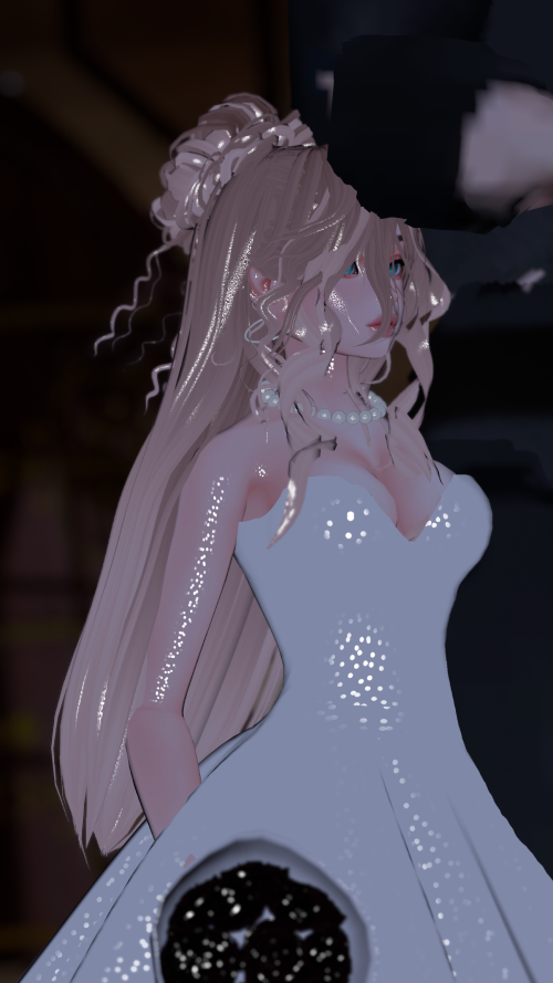 VRChat_2025-05-24_18-37-34.403_2160x3840.png
