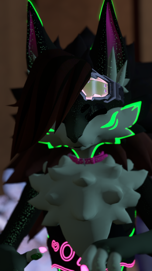 VRChat_2025-05-24_19-00-38.683_2160x3840.png