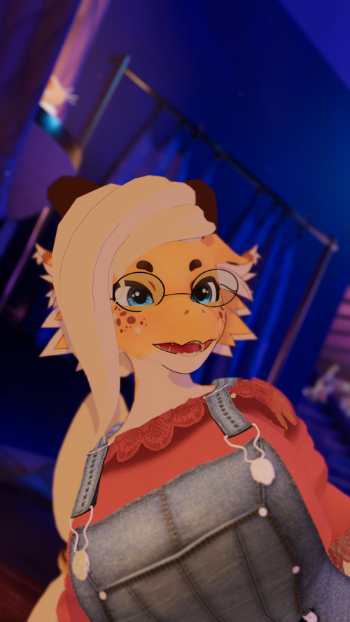 VRChat_2025-05-28_21-06-23.547_3840x2160.png