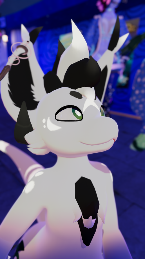 VRChat_2025-05-28_21-09-52.223_3840x2160.png