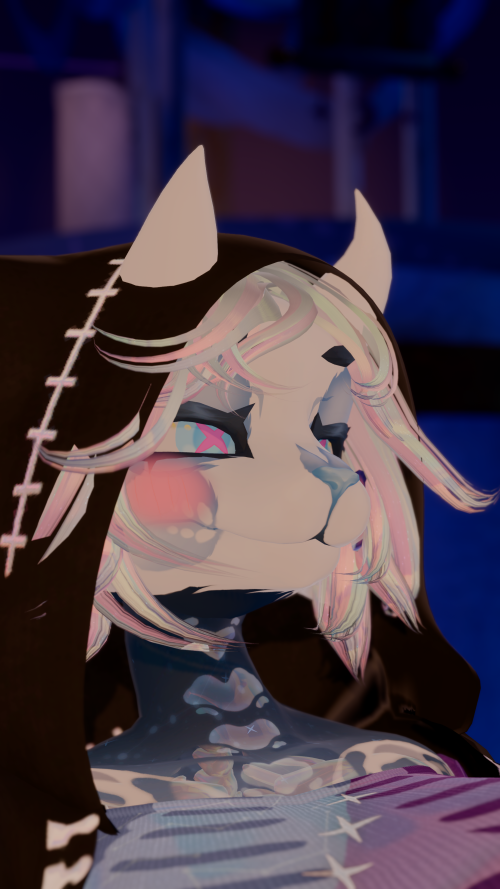 VRChat_2025-06-05_17-18-18.348_3840x2160.png