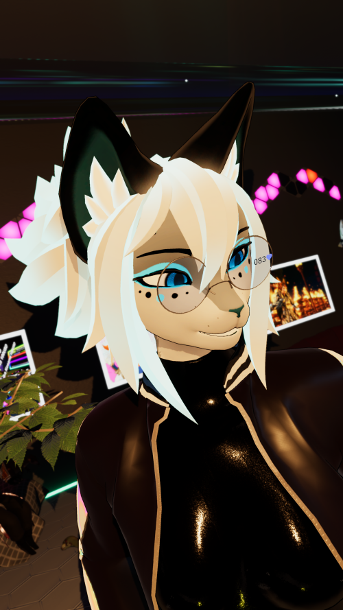 VRChat_2025-06-06_20-22-03.395_3840x2160.png