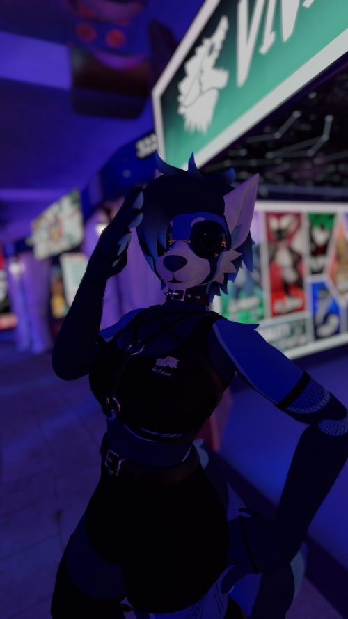 VRChat_2025-06-06_02-04-43.427_2160x3840.png