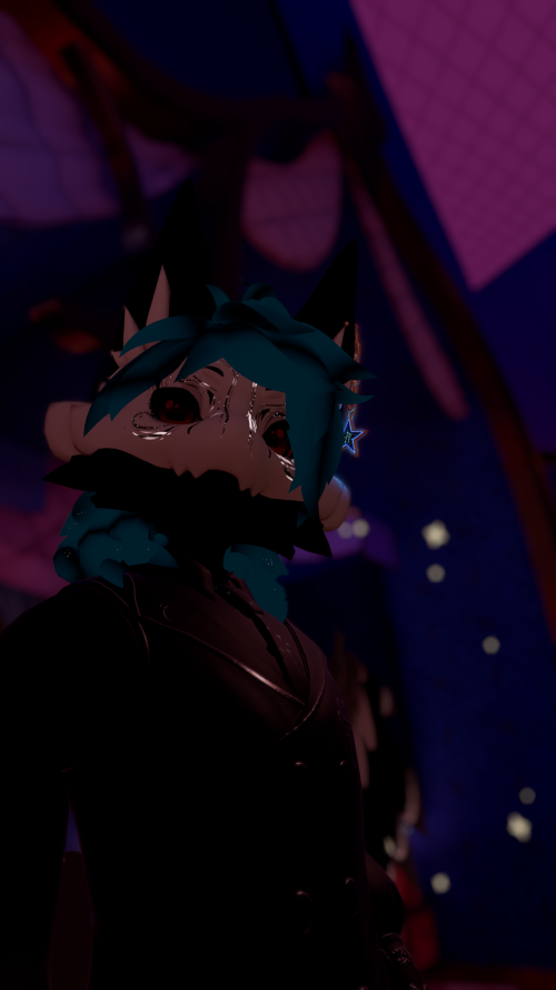 VRChat_2025-06-07_18-33-28.491_2160x3840.png