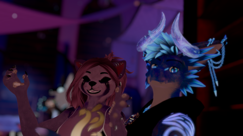 VRChat_2025-06-07_18-53-40.417_3840x2160.png