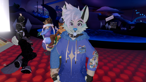 VRChat_2025-06-08_23-23-49.184_3840x2160.png