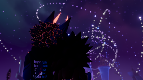 VRChat_2025-06-09_17-35-39.772_3840x2160.png