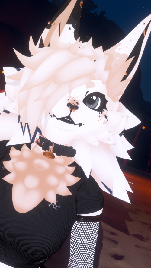 VRChat_2025-06-20_21-51-41.020_3840x2160.png