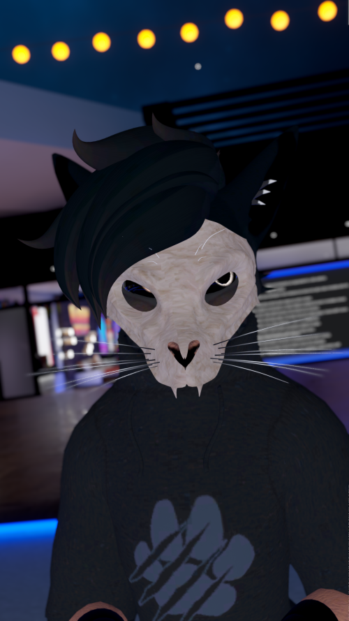 VRChat_2025-06-23_21-11-49.937_3840x2160.png