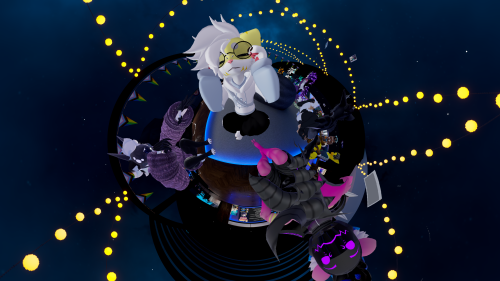 VRChat_2025-06-23_21-39-09.463_3840x2160.png