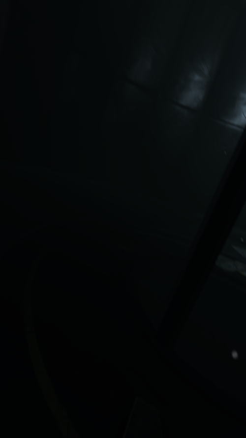VRChat_2025-06-12_21-12-40.797_2160x3840.png