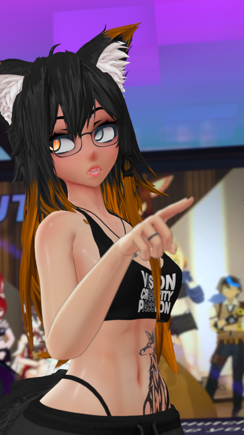 VRChat_2025-06-27_18-39-21.393_3840x2160.png