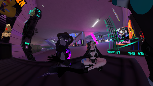 VRChat_2025-06-28_22-28-57.082_3840x2160.png