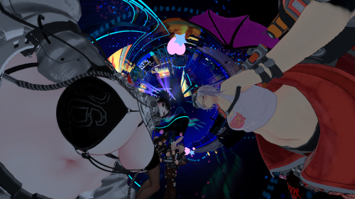 VRChat_2025-06-28_22-43-08.950_3840x2160.png
