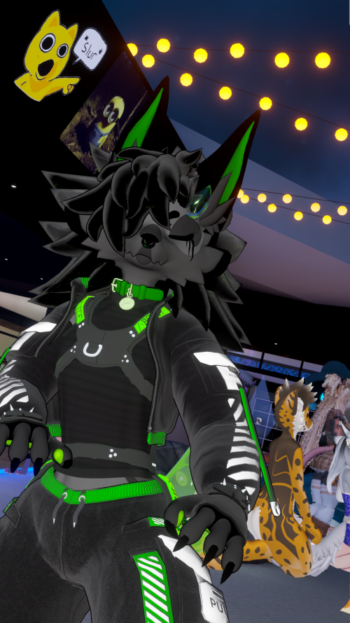 VRChat_2025-07-02_02-29-11.432_3840x2160.png