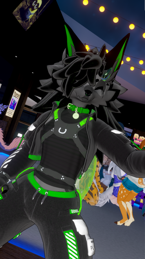 VRChat_2025-07-02_02-29-15.365_3840x2160.png