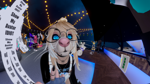 VRChat_2025-07-02_02-43-55.385_3840x2160.png
