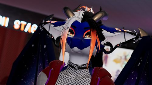 VRChat_2025-07-05_21-52-52.980_3840x2160.png