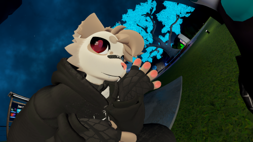 VRChat_2025-07-05_22-44-54.628_3840x2160.png