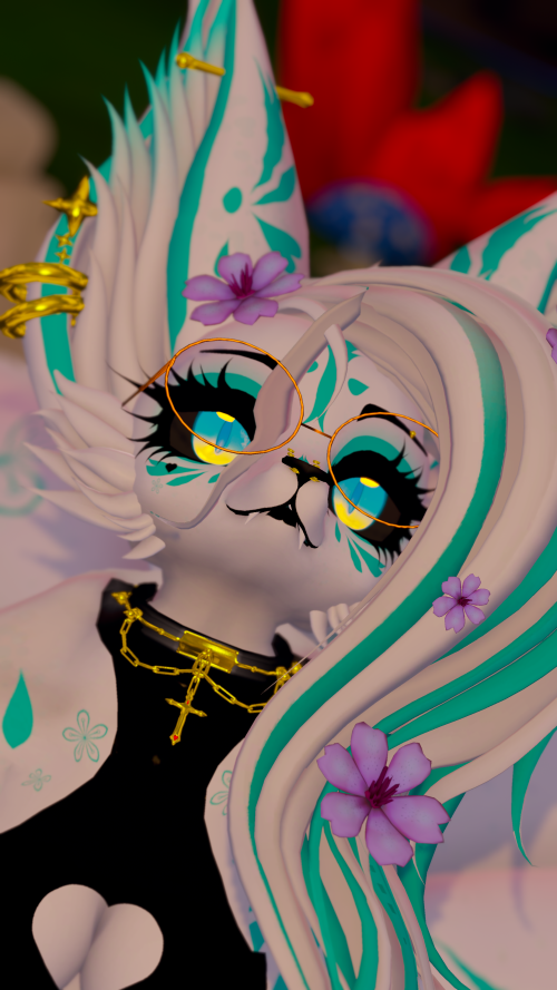 VRChat_2025-07-06_22-25-54.664_3840x2160.png