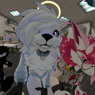 VRChat_2025-07-08_22-15-53.167_3840x2160