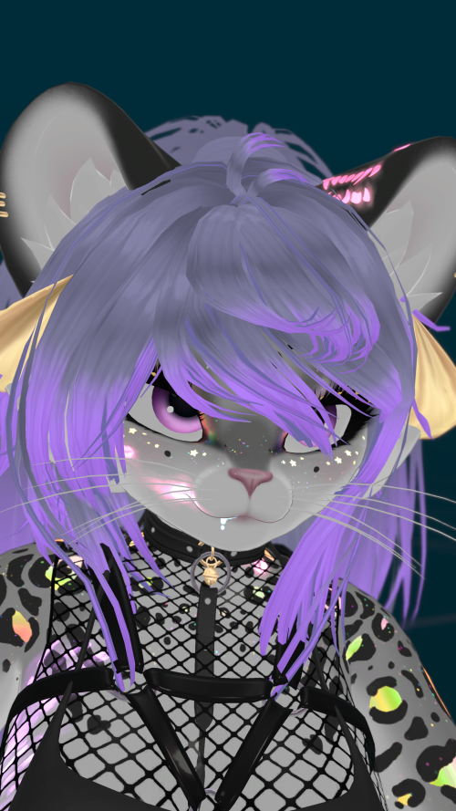 VRChat_2025-07-11_22-02-29.446_3840x2160.png
