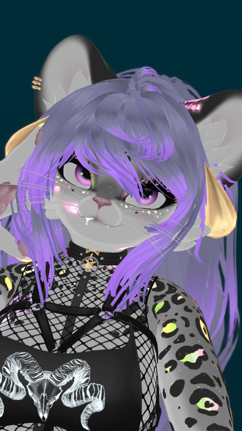 VRChat_2025-07-11_22-02-36.249_3840x2160.png