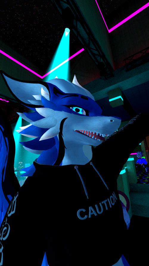 VRChat_2025-07-11_22-39-07.299_3840x2160.png