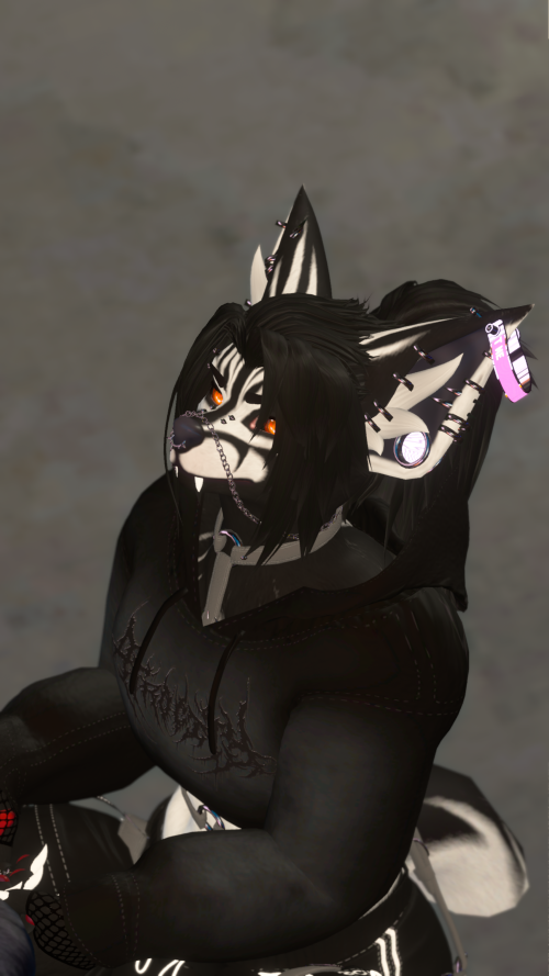 VRChat_2025-07-13_21-36-17.560_3840x2160.png
