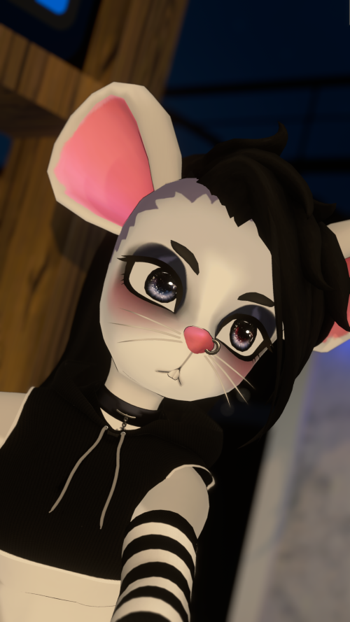 VRChat_2025-07-17_03-28-12.139_3840x2160.png