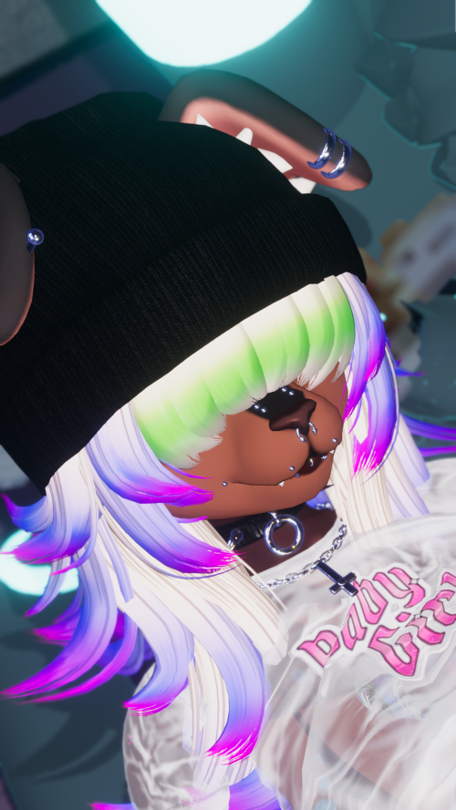 VRChat_2025-07-18_21-35-59.497_3840x2160.png