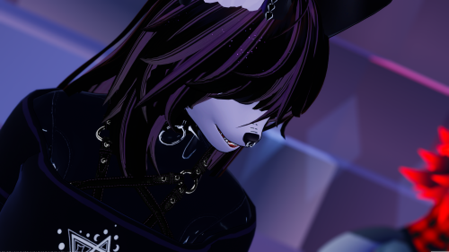 VRChat_2025-07-18_21-57-45.372_3840x2160.png