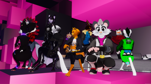 VRChat_2025-07-18_22-02-59.736_3840x2160.png