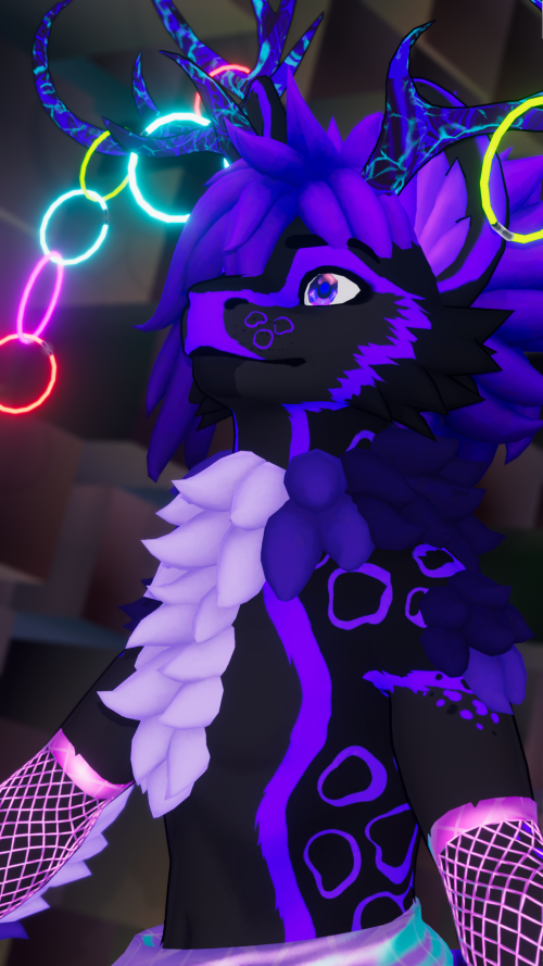 VRChat_2025-07-19_00-03-58.235_3840x2160.png