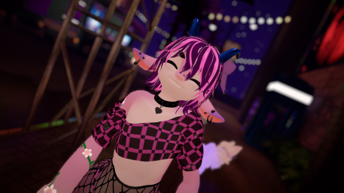 VRChat_2025-07-19_21-54-51.262_3840x2160.png