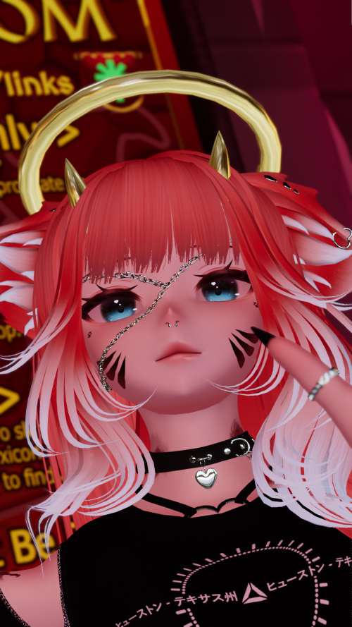 VRChat_2025-07-19_22-18-50.483_3840x2160.png