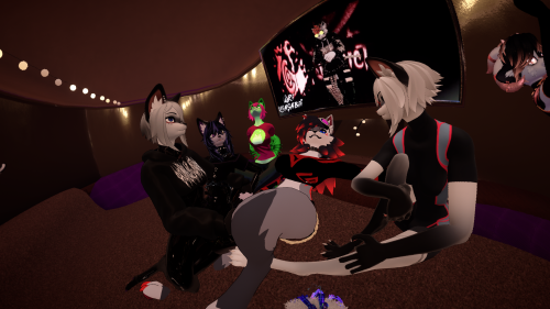 VRChat_2025-07-19_23-15-40.813_3840x2160.png