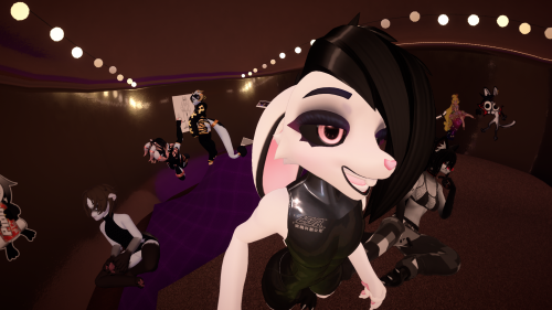 VRChat_2025-07-19_23-17-03.320_3840x2160.png