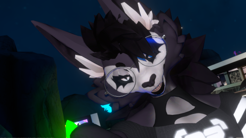 VRChat_2025-07-20_22-53-17.588_3840x2160.png