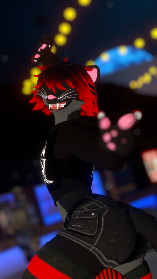 VRChat_2025-07-20_23-37-50.692_2160x3840.png