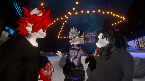 VRChat_2025-07-22_20-55-31.887_3840x2160.png