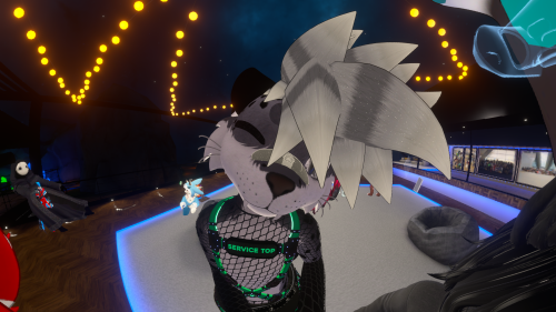 VRChat_2025-07-22_20-56-03.791_3840x2160.png