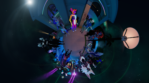 VRChat_2025-07-25_21-45-31.173_7680x4320.png