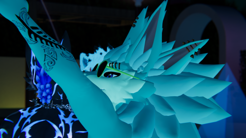 VRChat_2025-07-25_22-16-59.715_3840x2160.png