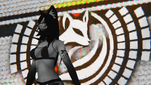 VRChat_2025-08-01_20-28-50.155_3840x2160.png